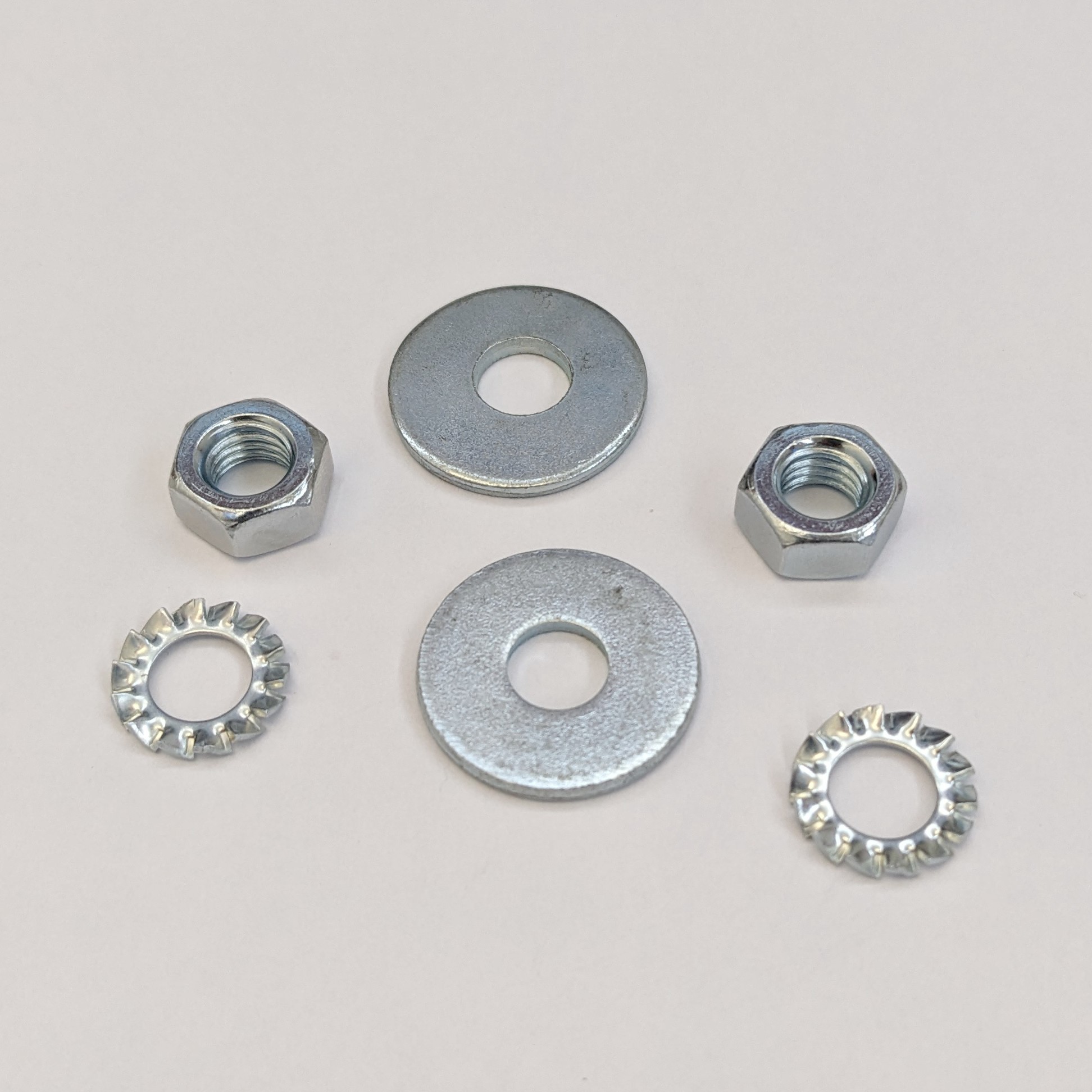 2 Rundstahlbügel für Sulo/Weber Papierkorb zur Montage an einem Rundrohr