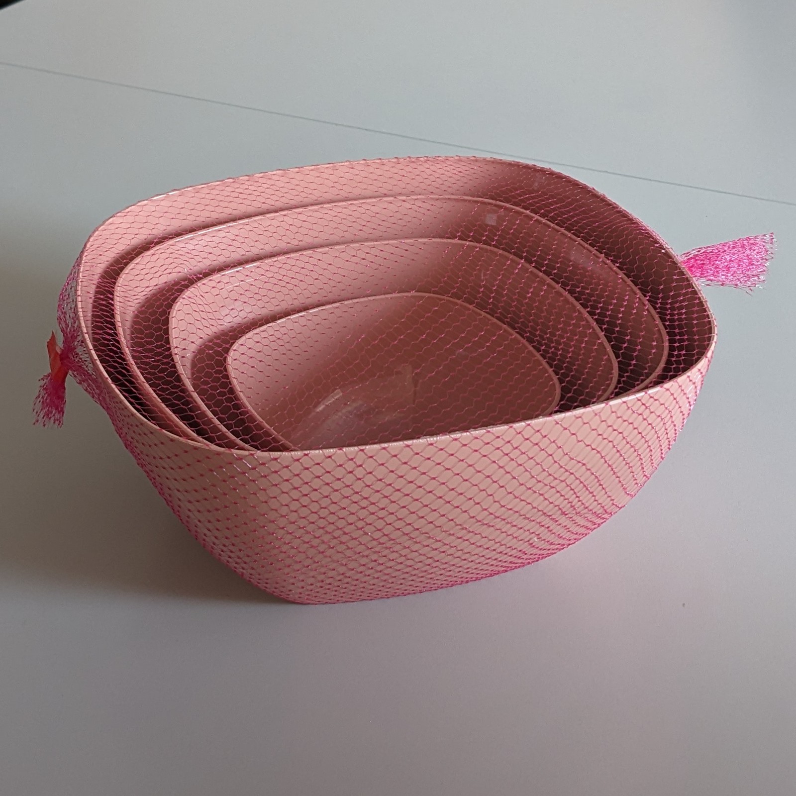 22544_1c Set of 4 plastic bowls 0.7 + 1.8 + 3.3 + 5 liters