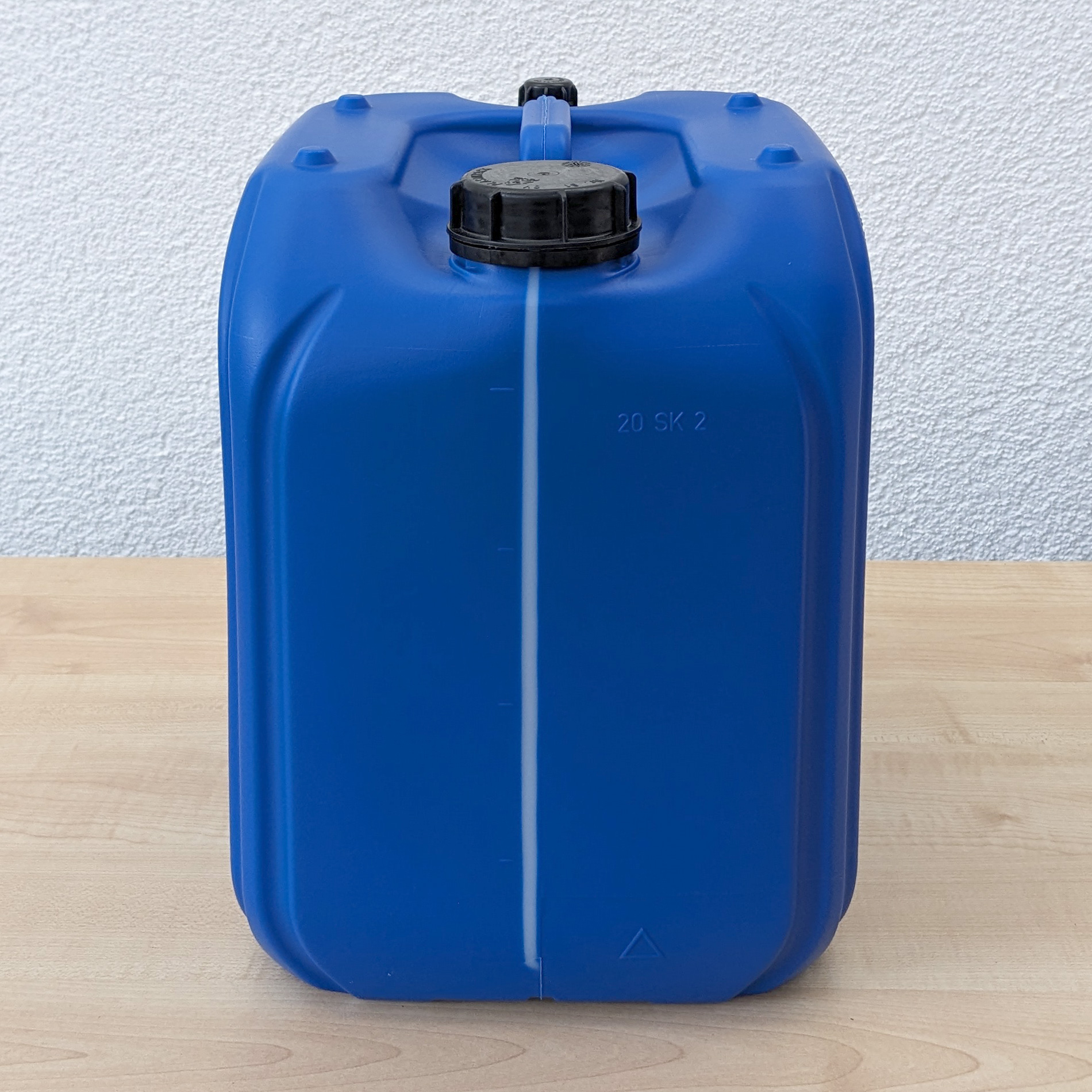 22479_1d 20 Liter Kanister Blau Gluckerfrei