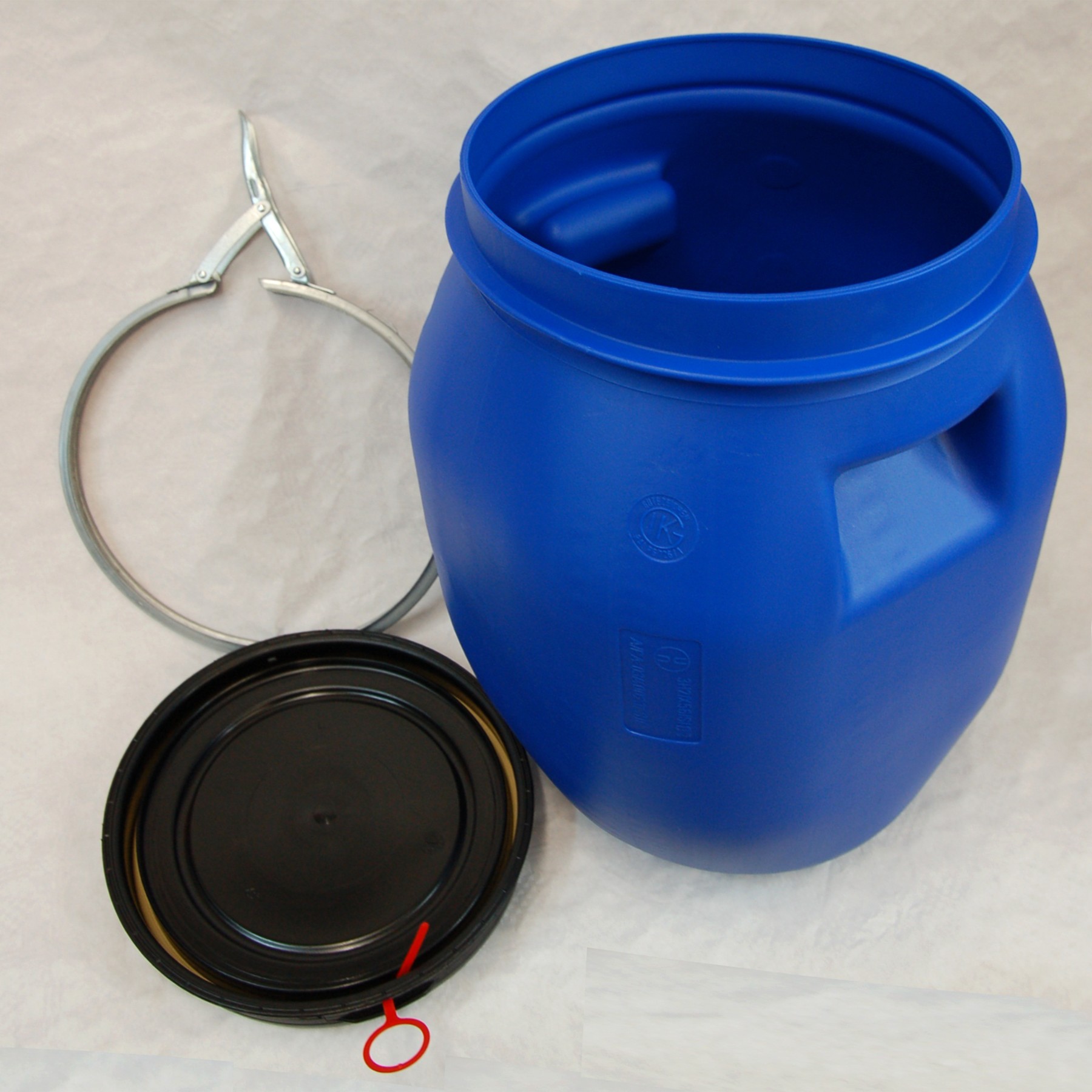 30 Liter Deckelfass 46 cm hoch Made in DE 30 Liter Deckelfass 46 cm hoch Made in DE